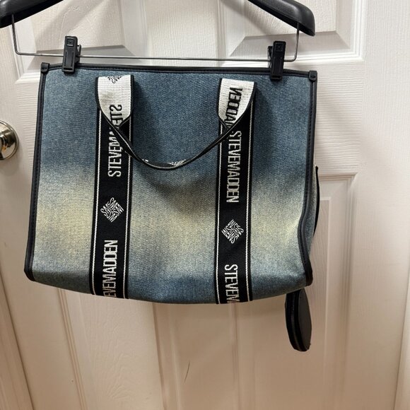 Steve Madden Bwebber convertible satchel crossbody tote bag in denim with pouch - Picture 2 of 12